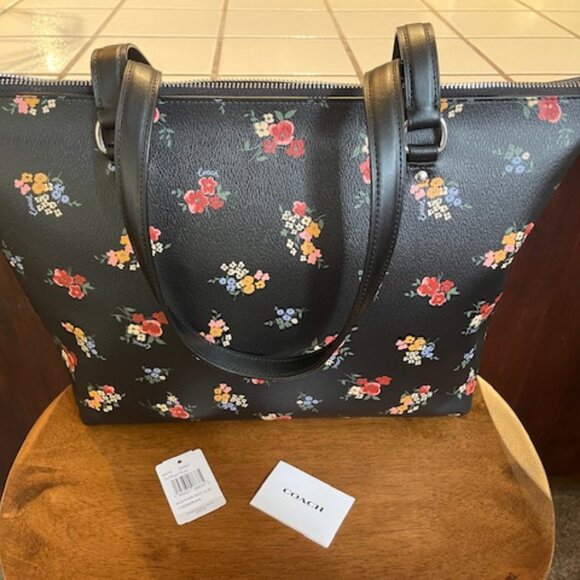 Coach Gallery Tote - Wildflower - NEW - Picture 4 of 16